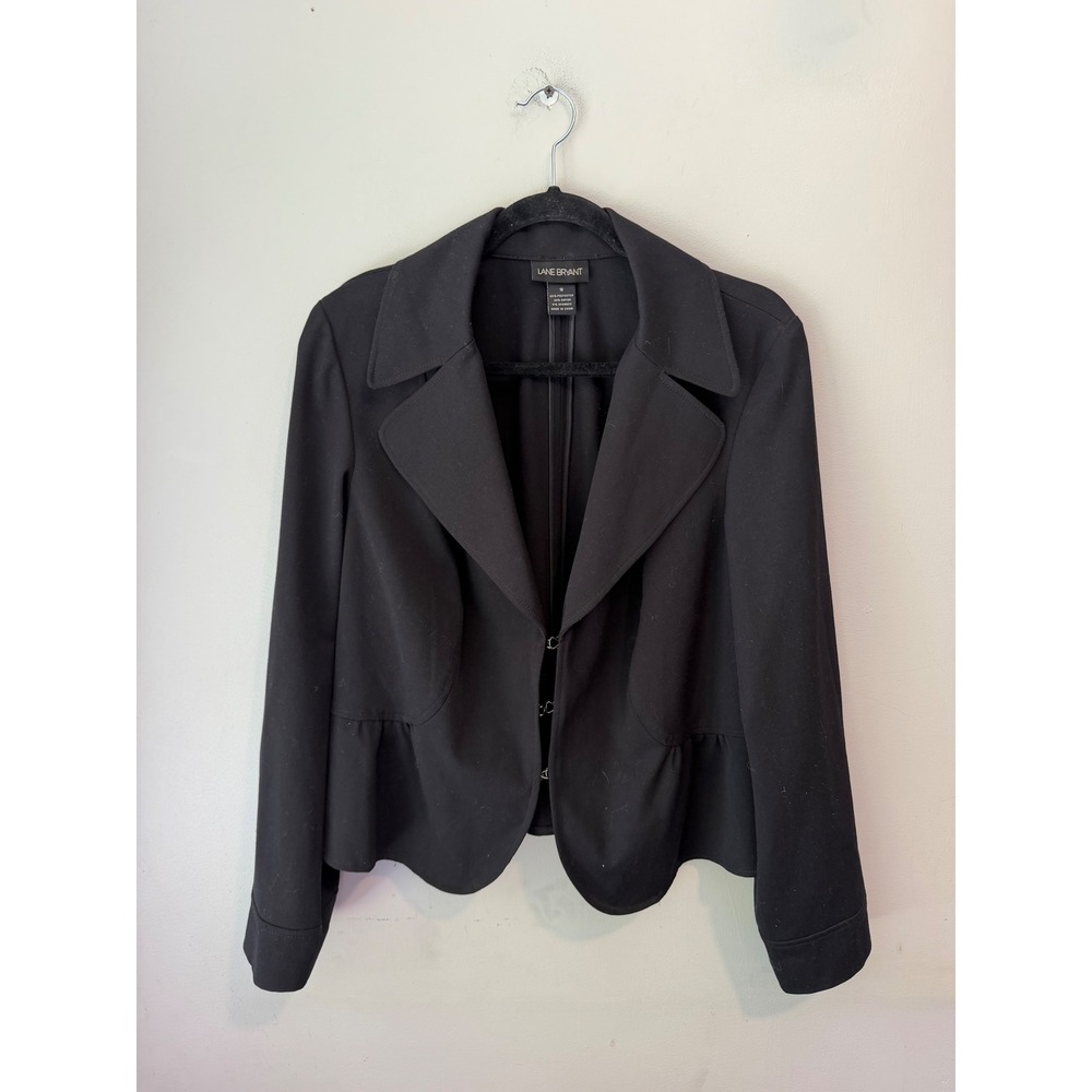 Lane Bryant Black Cropped Peplum Blazer Jacket Hook Eye Closure Size 16